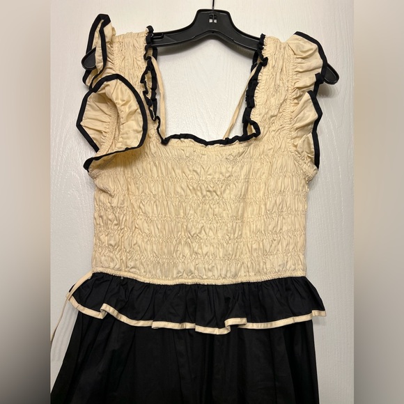 Lost in your Love Dress - Picture 5 of 7